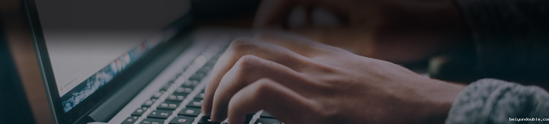 contact-banner